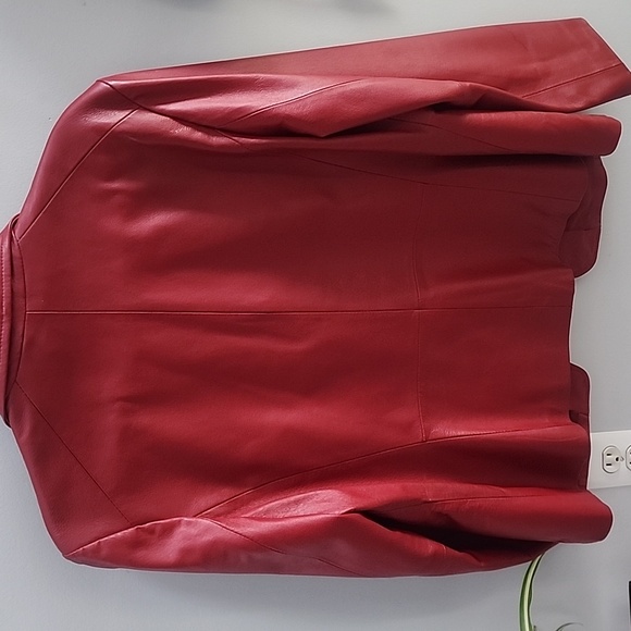 Covington Red Leather Jacket - Picture 6 of 11
